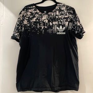 Mens Large Adidas Graphic T